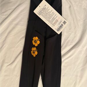 Hawaii Hibiscus lululemon Align 25” Pants with Pockets Size 0 Hawaiian Exclusive